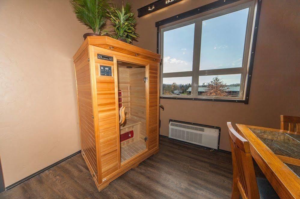 Log Cabin Lodge & Suites Jones Mills Esterno foto